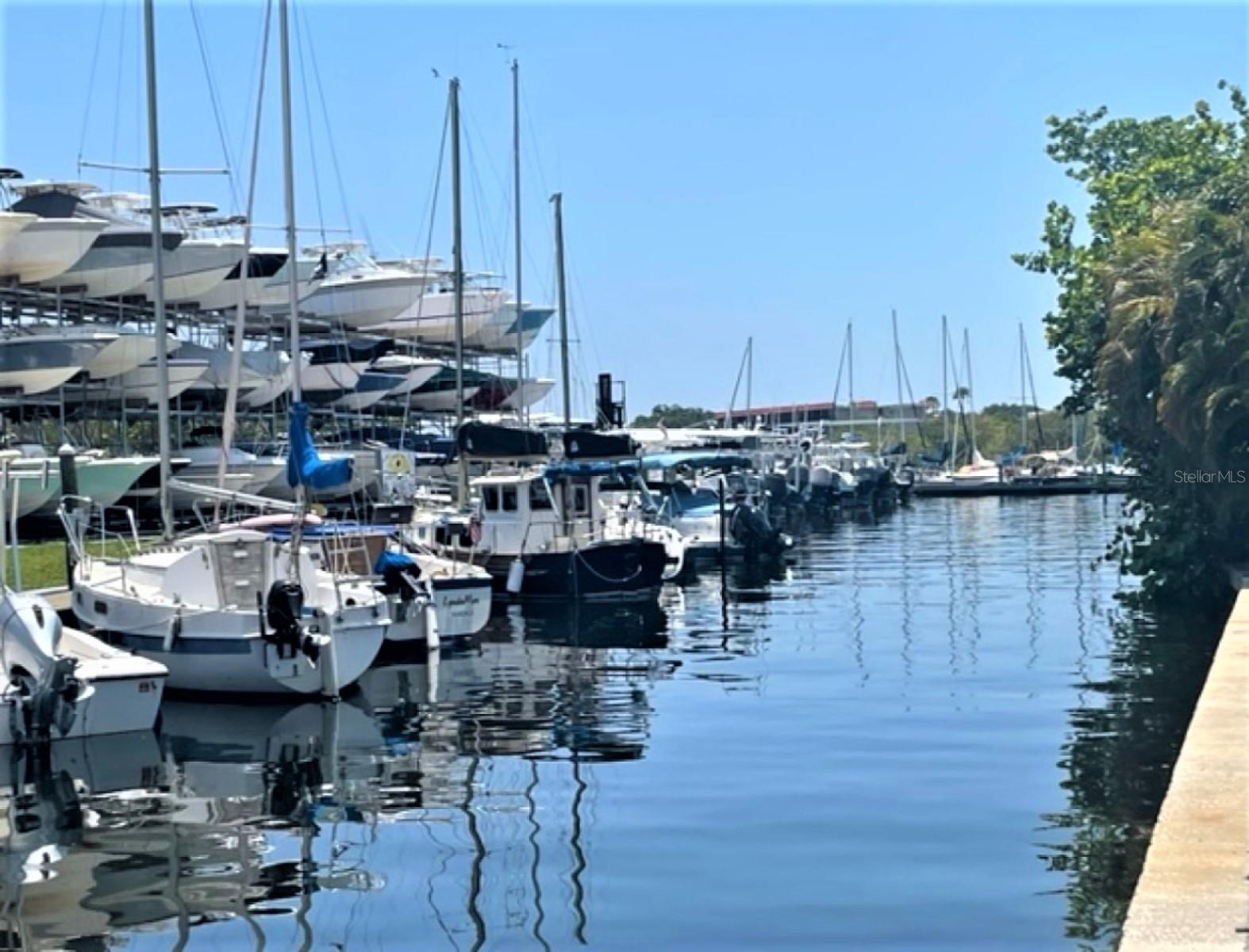 HEATHER LAKE APTS CONDO - Residential