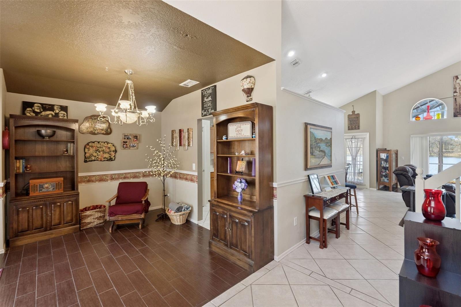 2732 TOLWORTH AVENUE