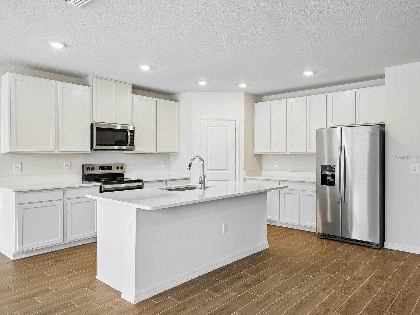 14137 HARVEST PINES LANE