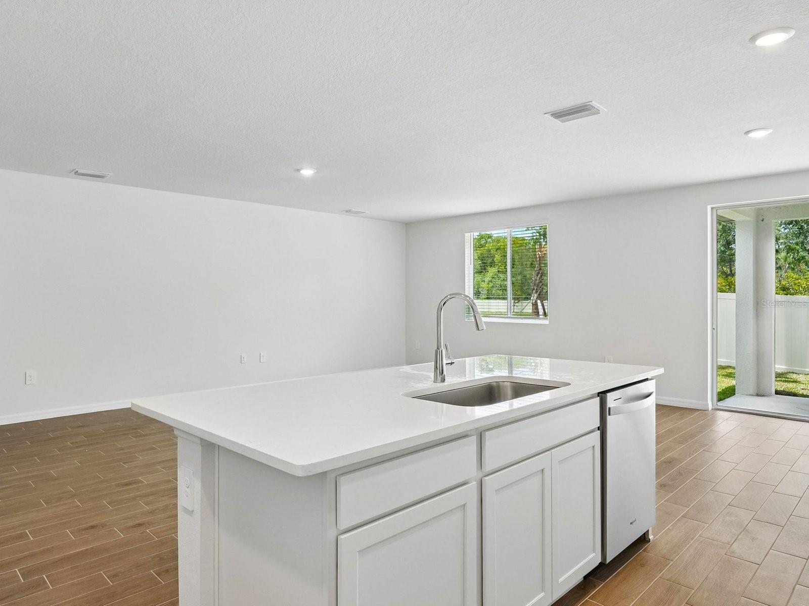 14137 HARVEST PINES LANE