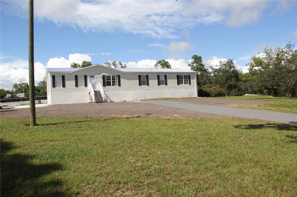 Photo of 13127 Star Road, Brooksville, FL 34613 (MLS # TB8515988)