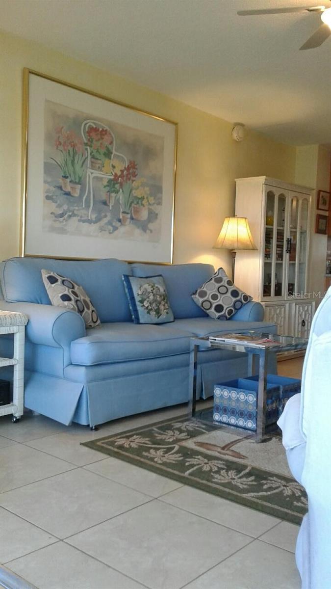 GULFSTREAM TOWERS - Residential Lease