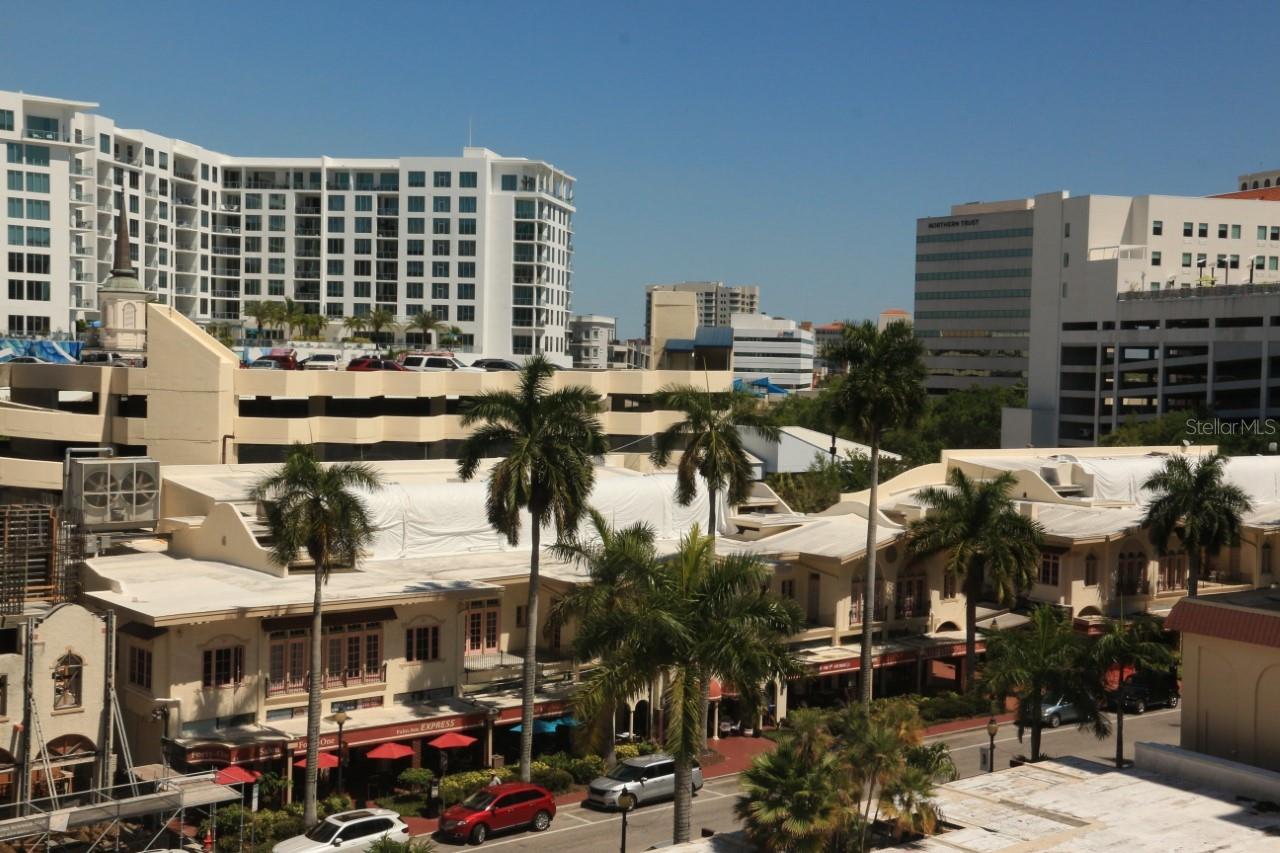 GULFSTREAM TOWERS - Residential Lease