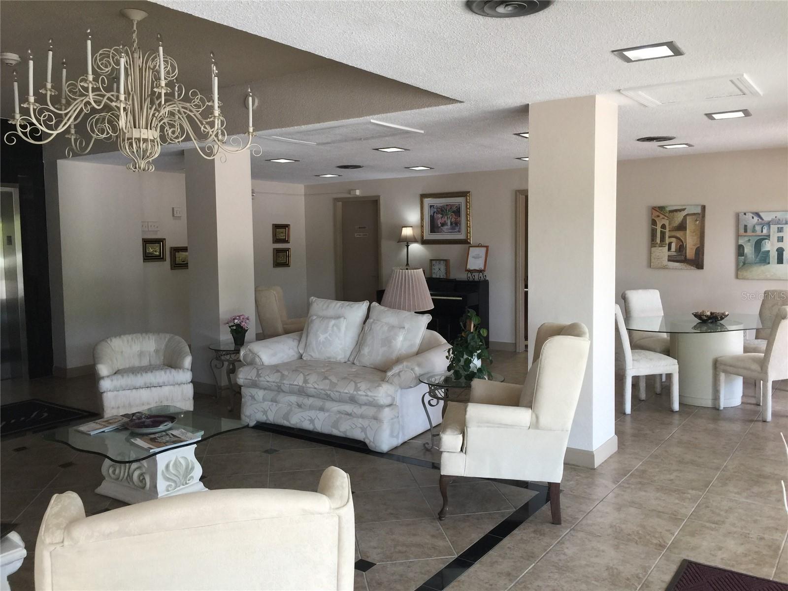 GULFSTREAM TOWERS - Residential Lease