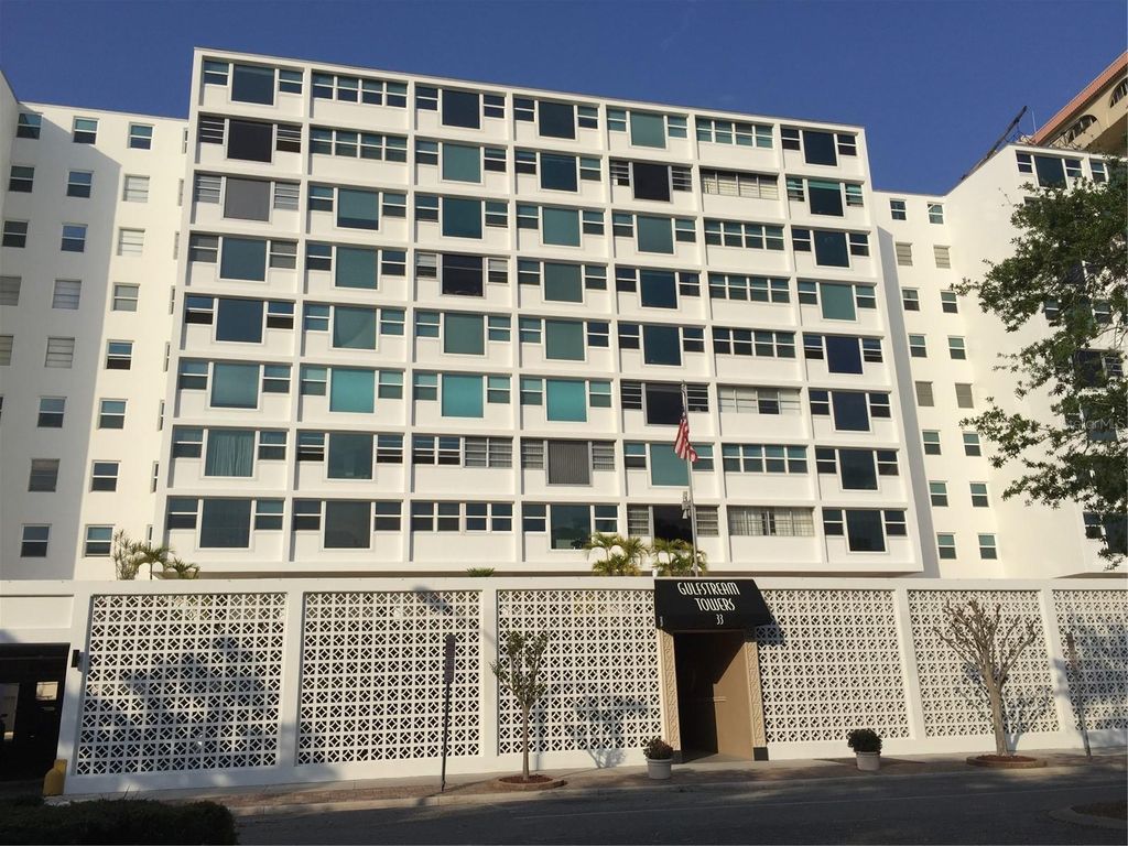 Photo of 33 S Gulfstream Avenue #704A, Sarasota, FL 34236 (MLS # A4676516)