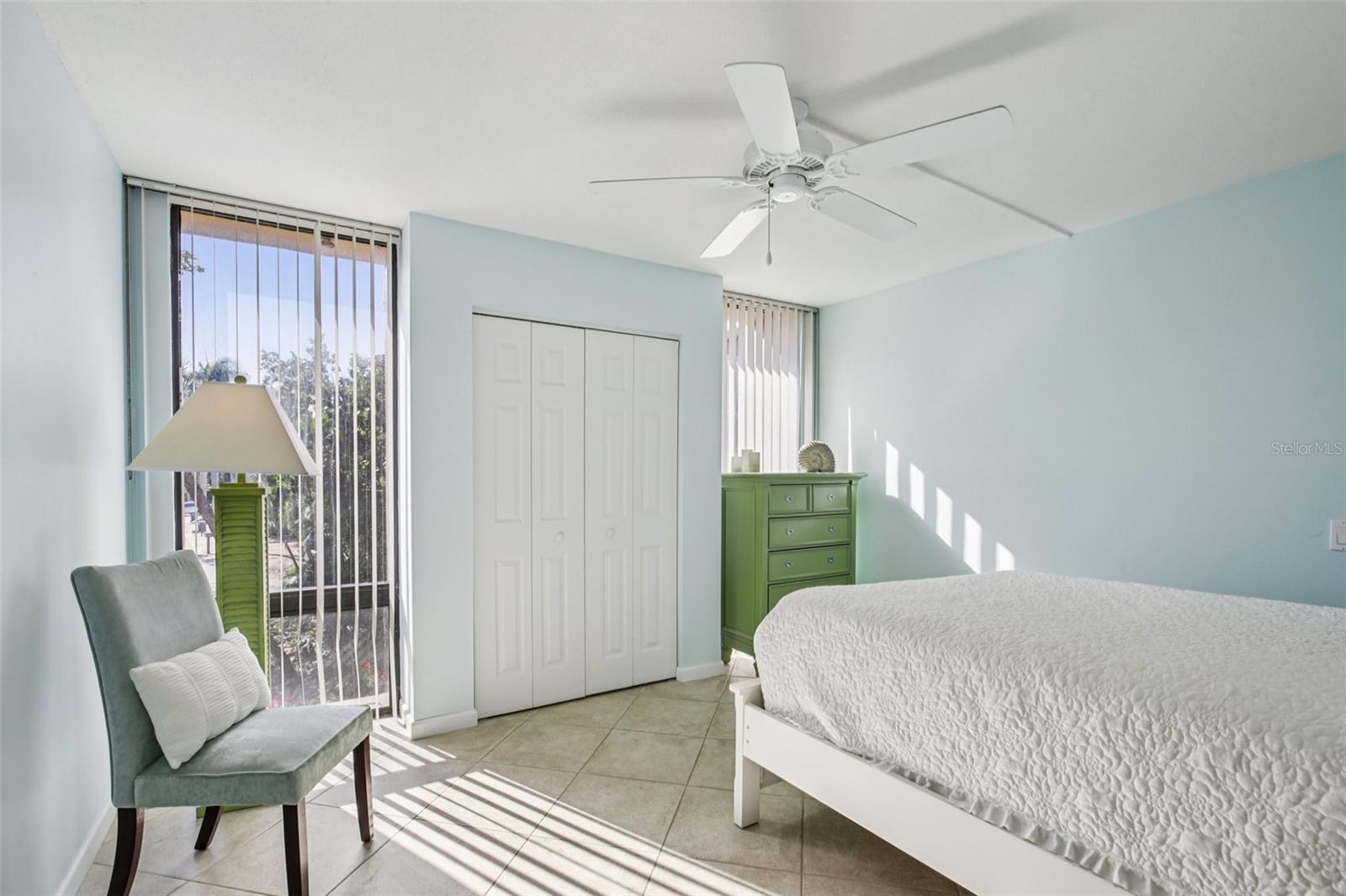 SANDY COVE IV - Residential