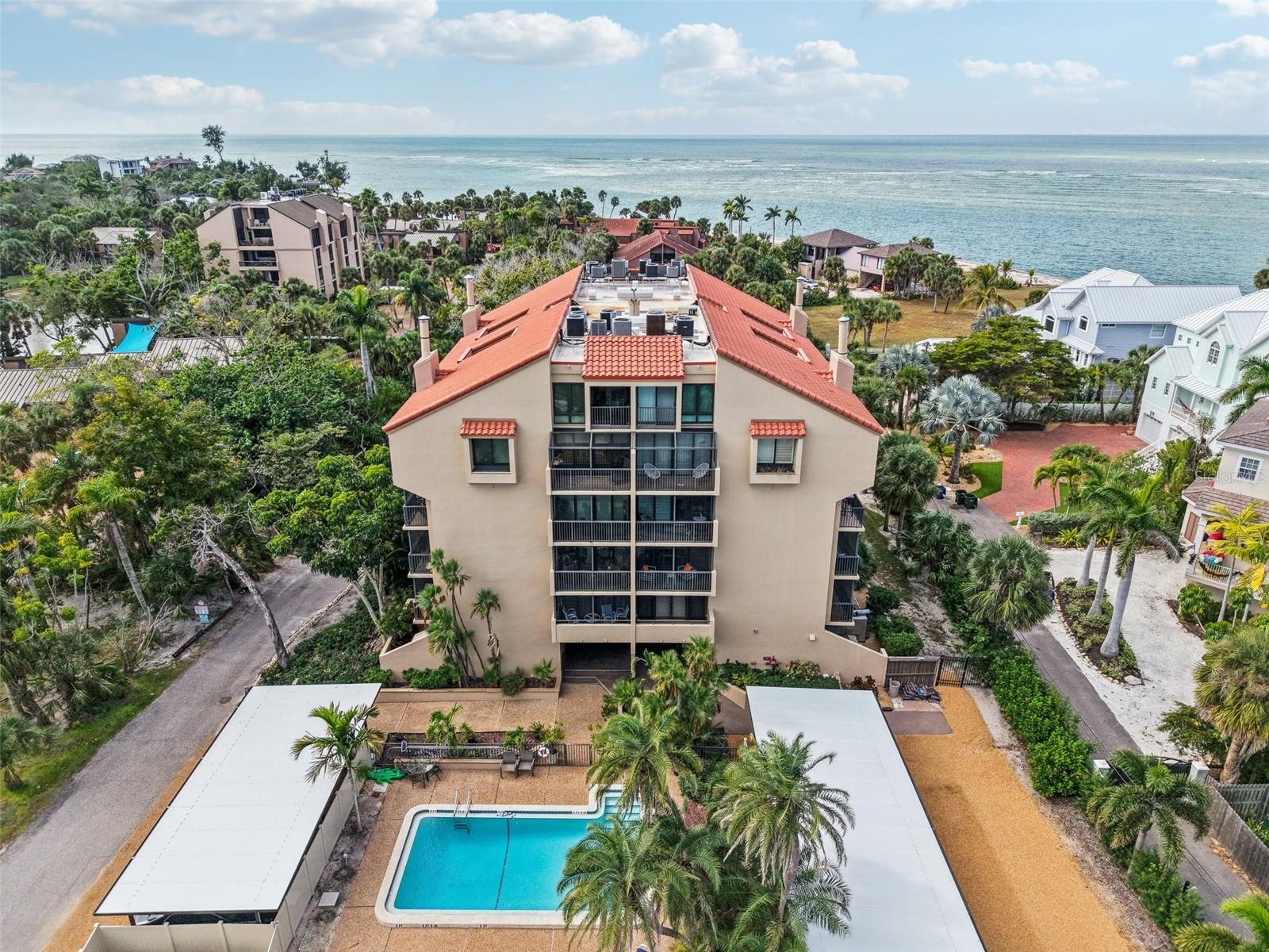 SANDY COVE IV - Residential