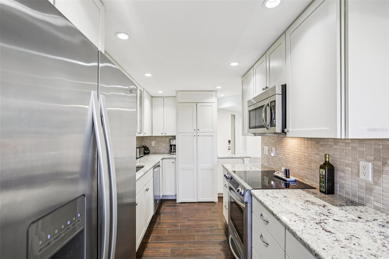 SANDY COVE IV - Residential