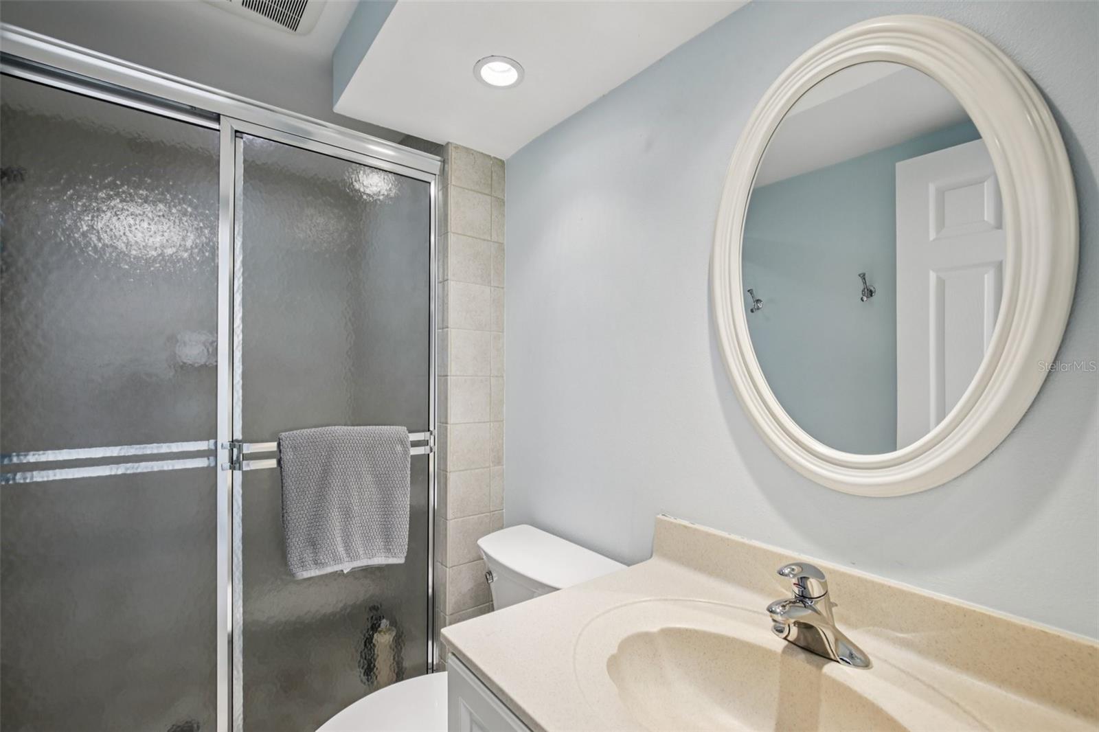 SANDY COVE IV - Residential