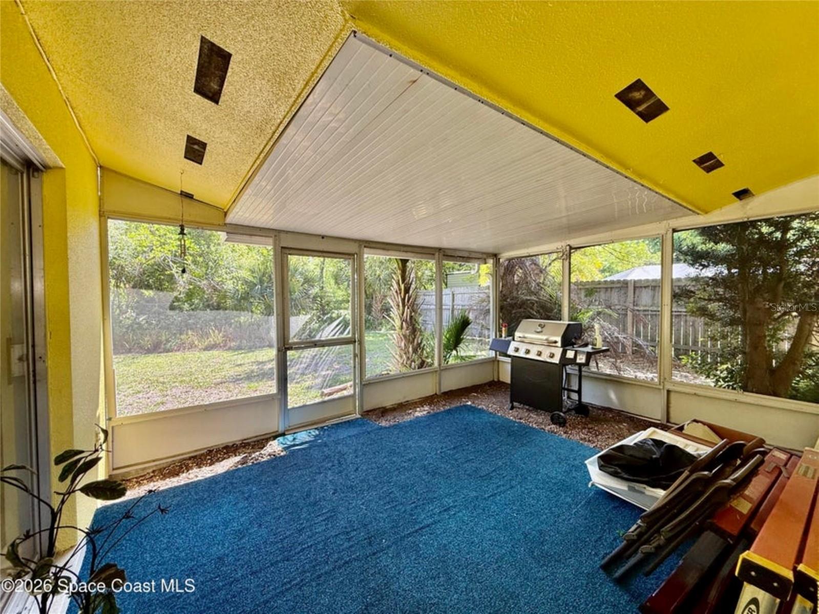 SHERWOOD ESTATES - Residential