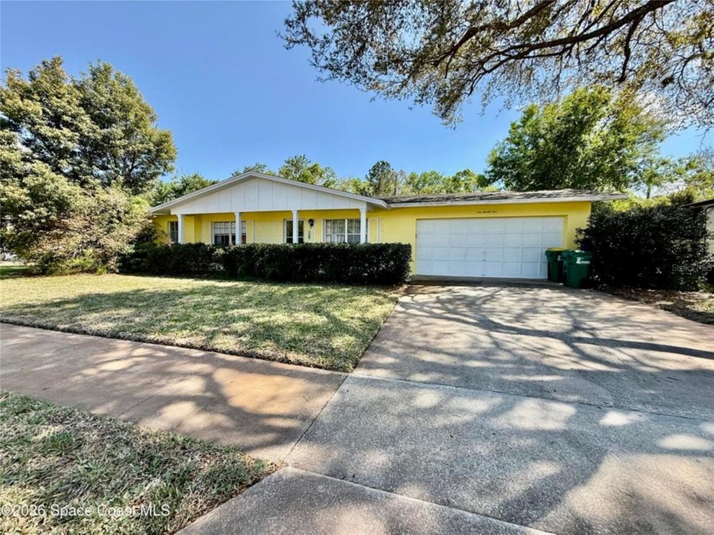 Photo of 121 Maplewood Drive, Titusville, FL 32796 (MLS # O6395839)