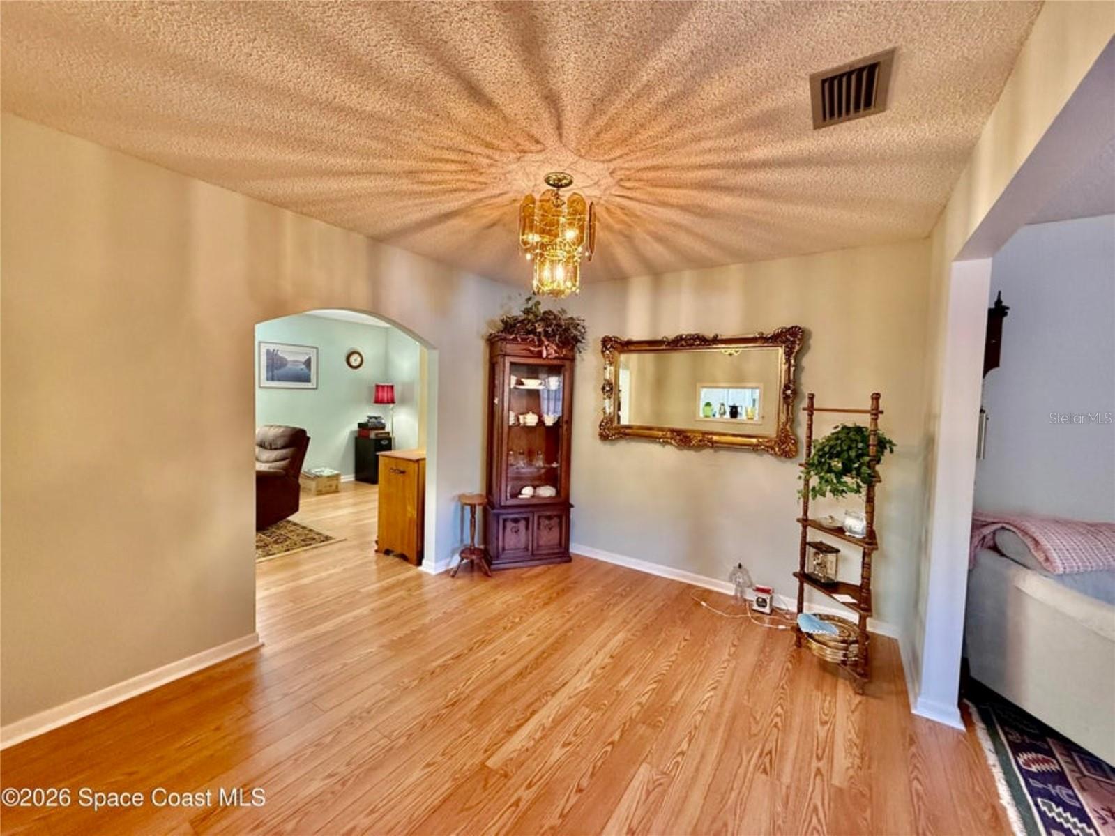 SHERWOOD ESTATES - Residential