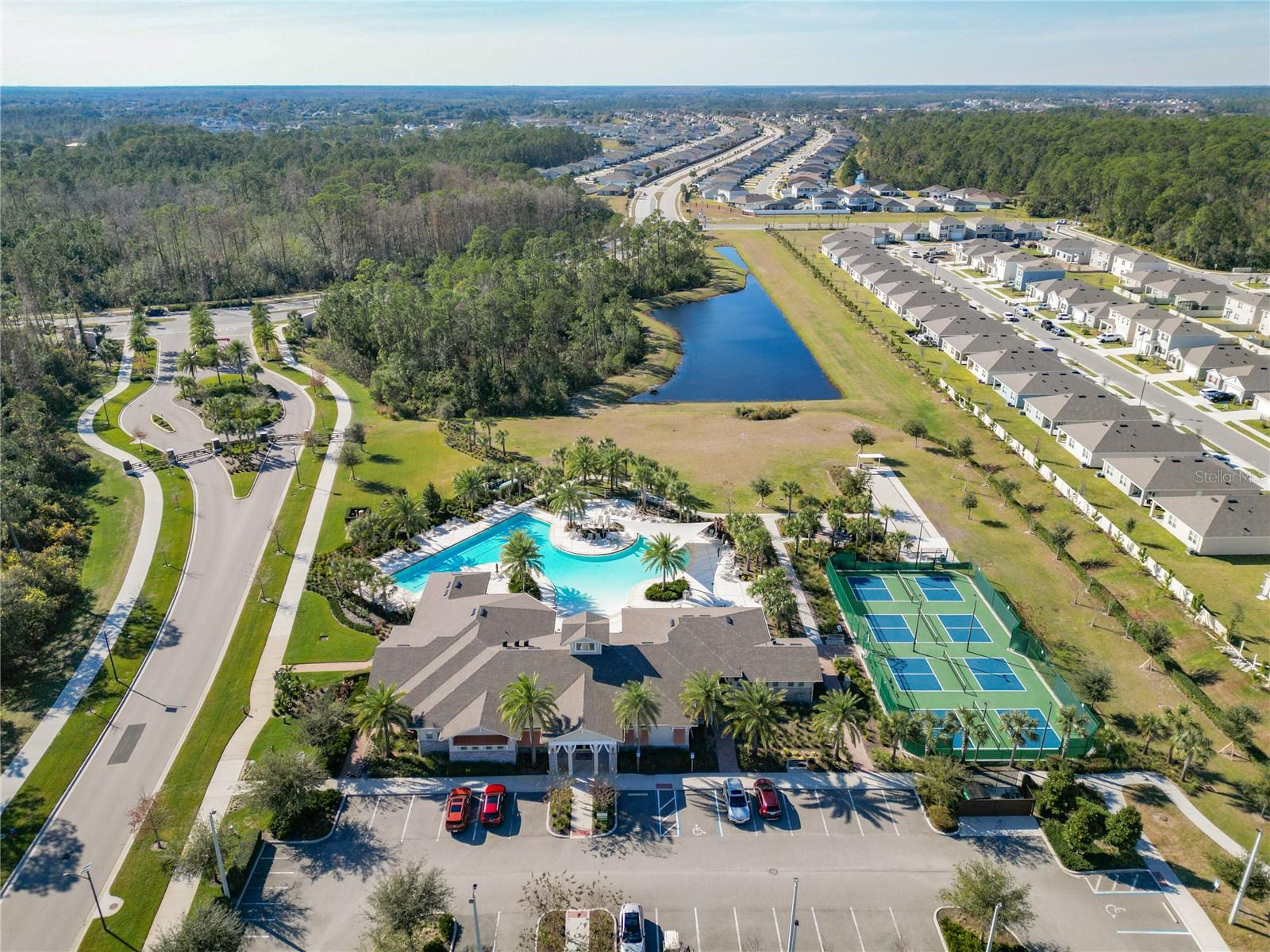 PALMS/SERENOA PH 3 - Residential