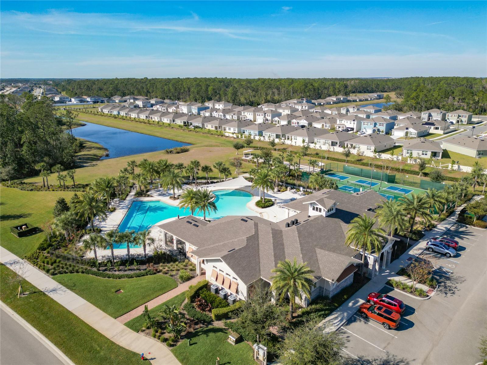 PALMS/SERENOA PH 3 - Residential