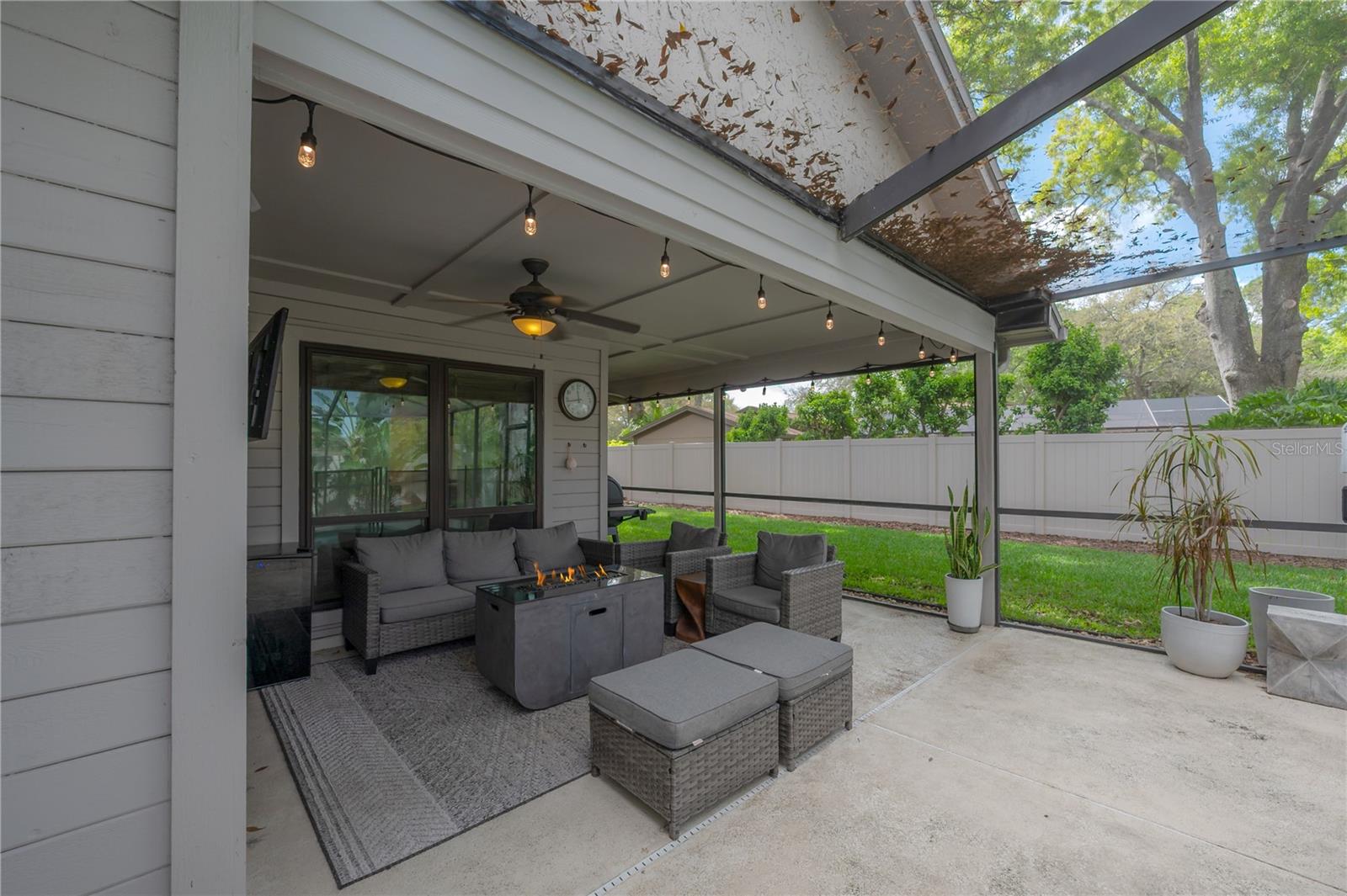 CARROLLWOOD VILLAGE PH 2 VI - Residential