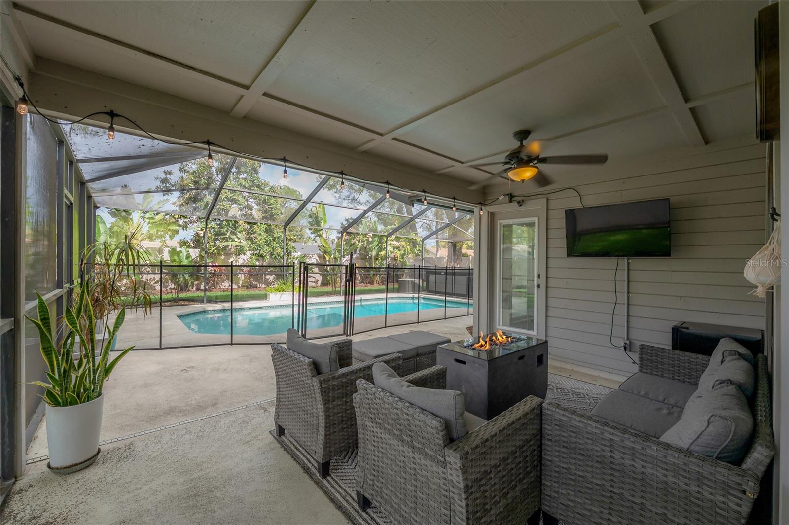 CARROLLWOOD VILLAGE PH 2 VI - Residential