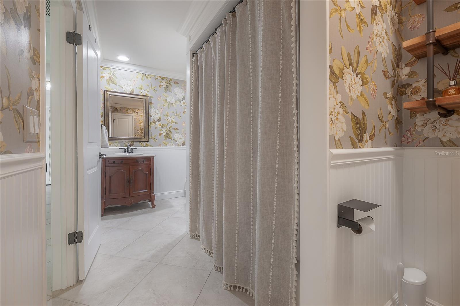 CARROLLWOOD VILLAGE PH 2 VI - Residential