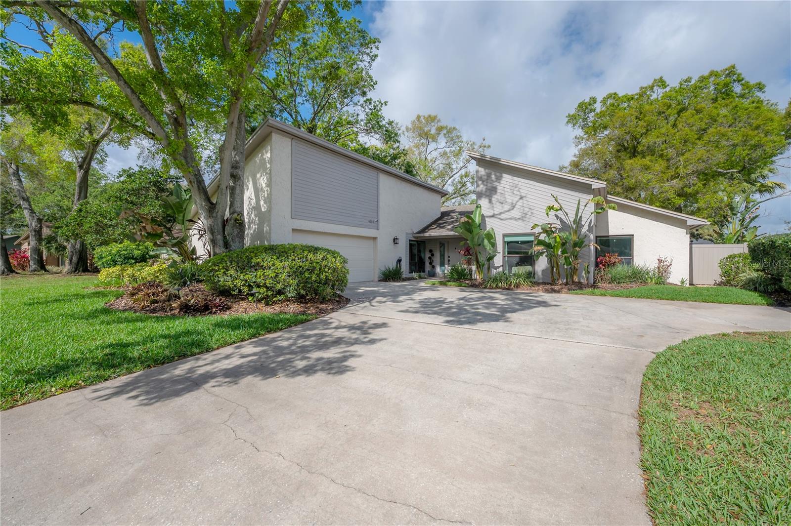 CARROLLWOOD VILLAGE PH 2 VI - Residential