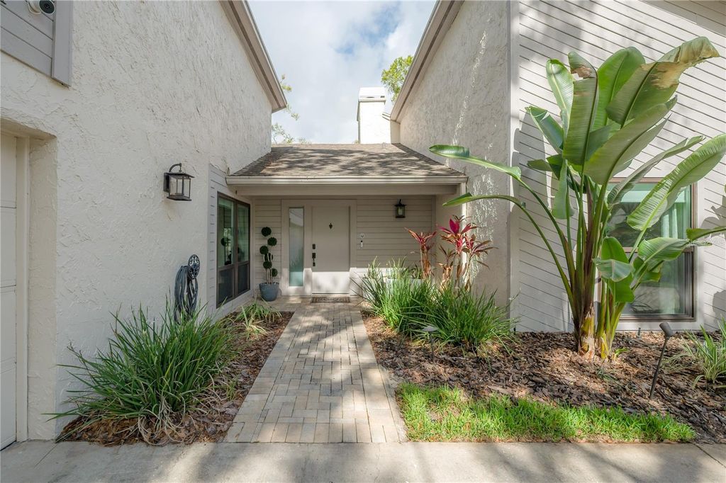 Photo of 14204 Ashburn Place, Tampa, FL 33624 (MLS # TB8487247)