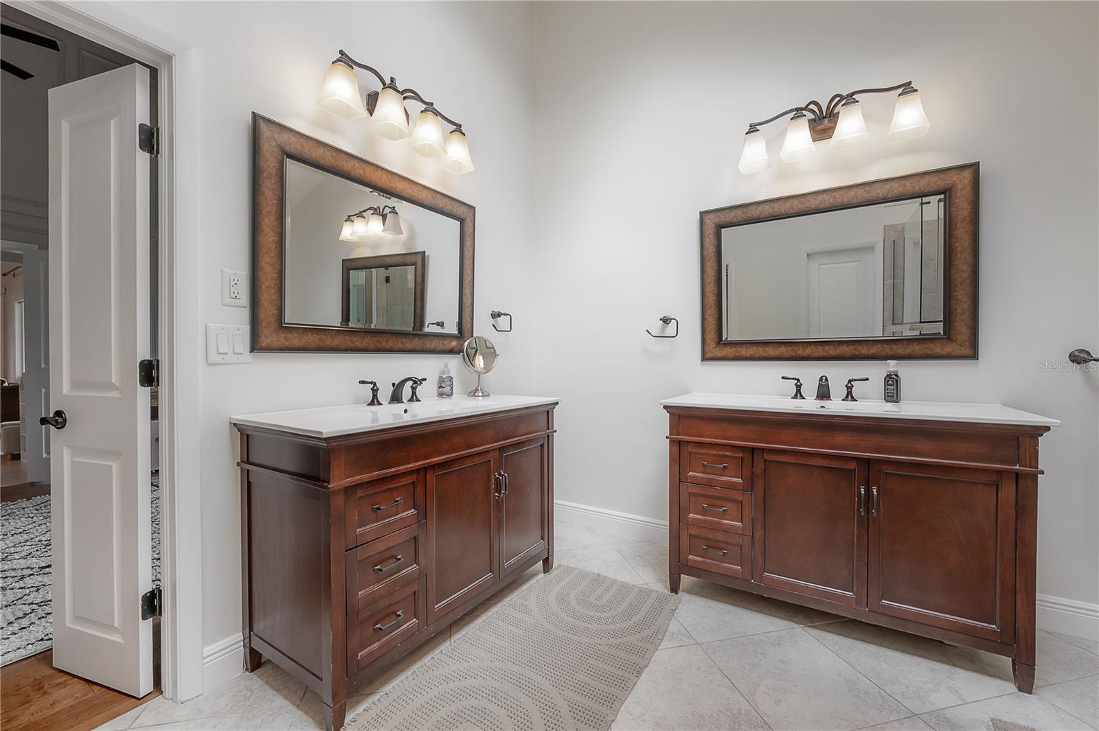 CARROLLWOOD VILLAGE PH 2 VI - Residential