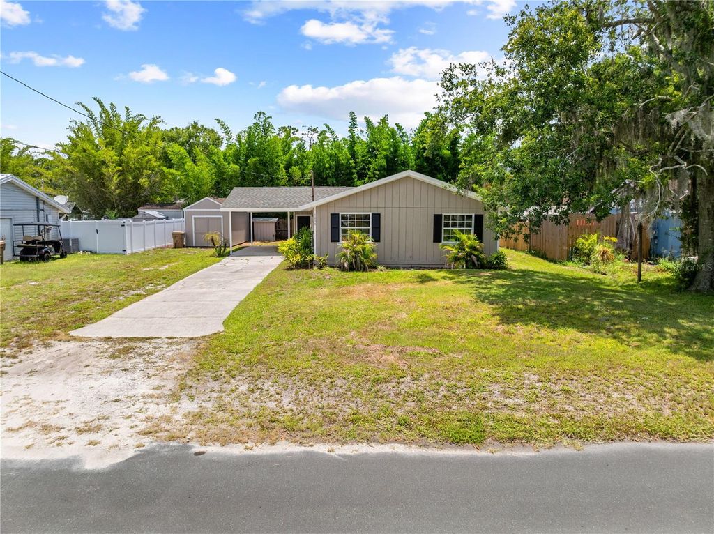 Photo of 1839 Burton Drive, Saint Cloud, FL 34771 (MLS # S5151792)
