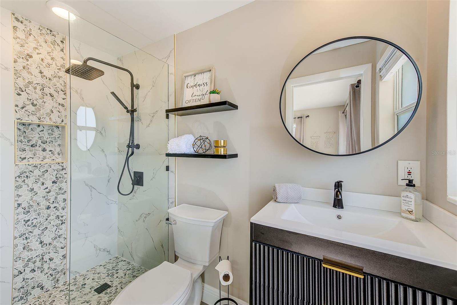 SEMINOLE LAKE GOLF & COUNTRY CLUB ESTATES - Residential Lease