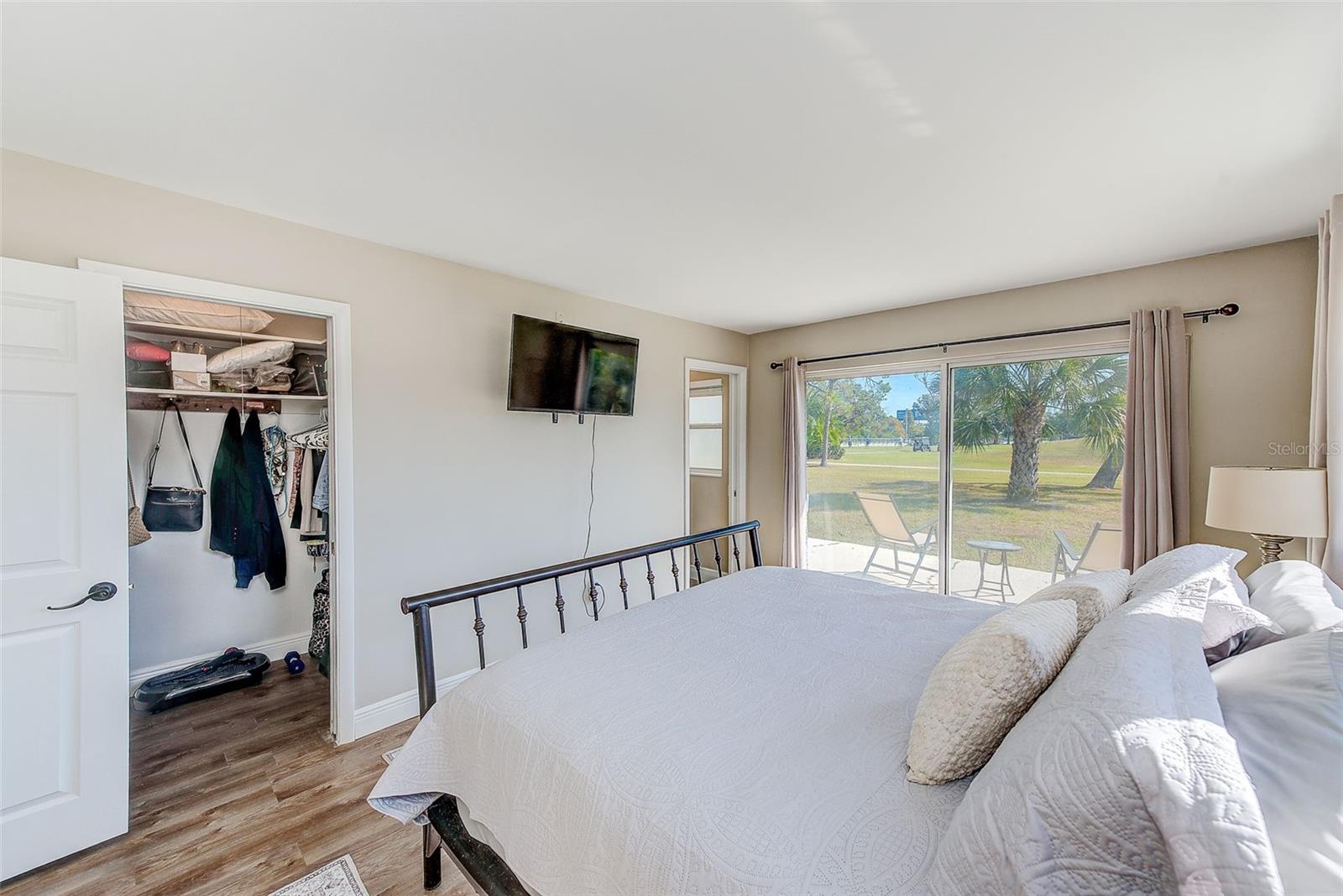 SEMINOLE LAKE GOLF & COUNTRY CLUB ESTATES - Residential Lease