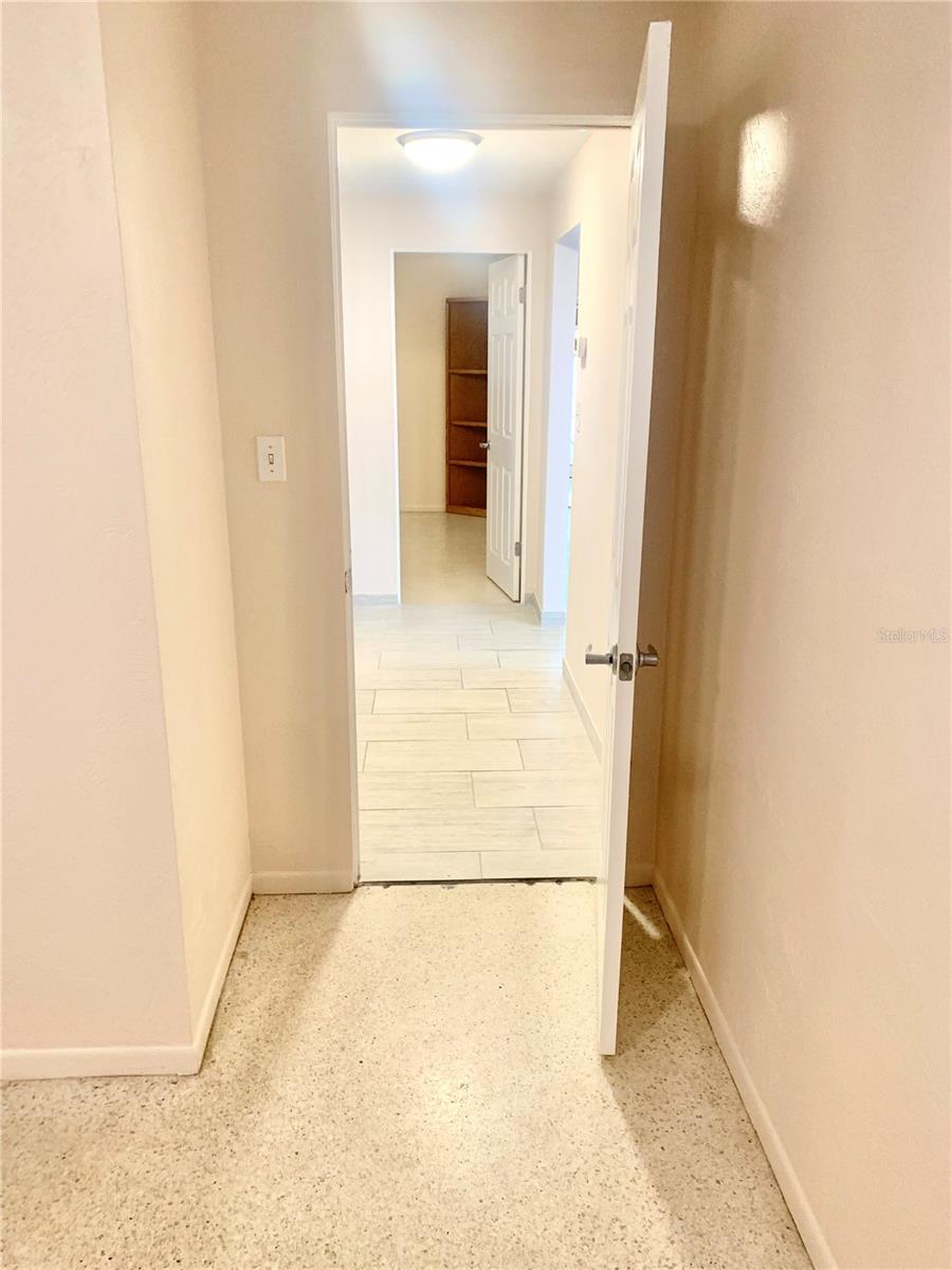 RIDGEWOOD ESTATES ADD 07 RESUB 01 - Residential Lease