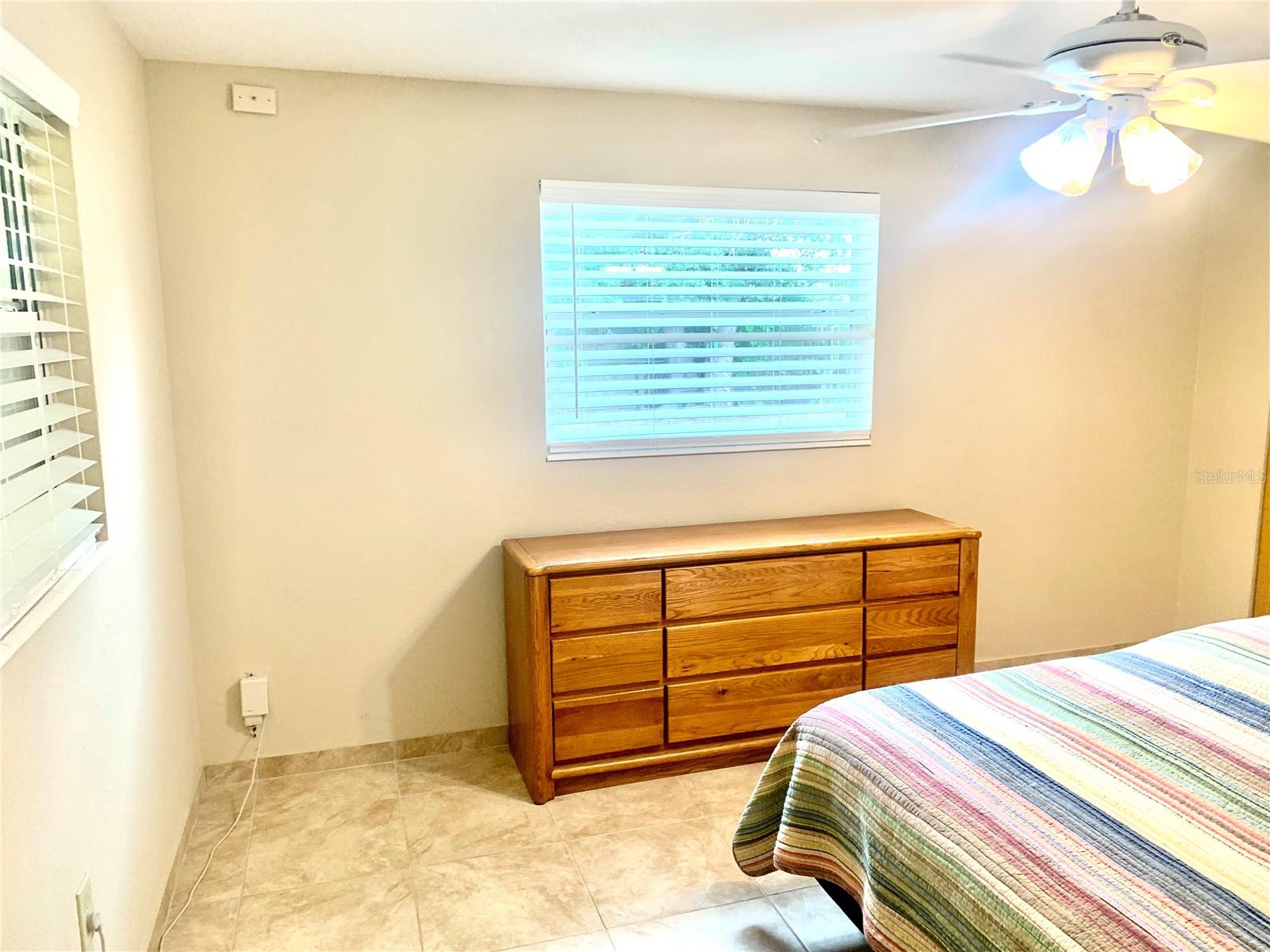 RIDGEWOOD ESTATES ADD 07 RESUB 01 - Residential Lease