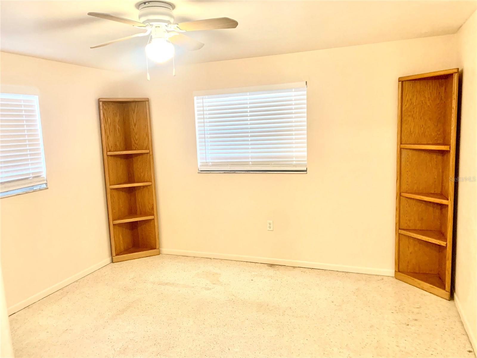 RIDGEWOOD ESTATES ADD 07 RESUB 01 - Residential Lease