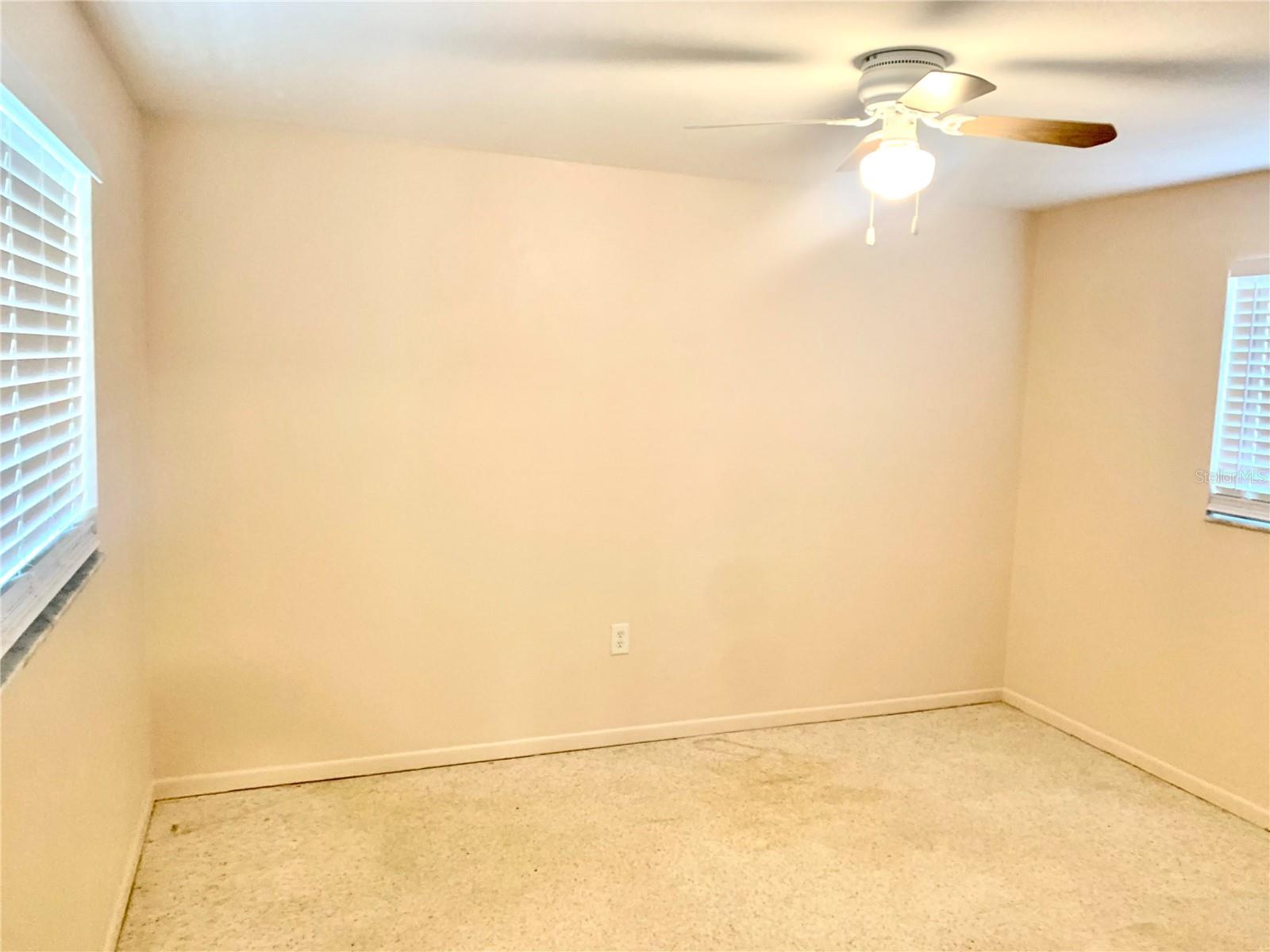 RIDGEWOOD ESTATES ADD 07 RESUB 01 - Residential Lease