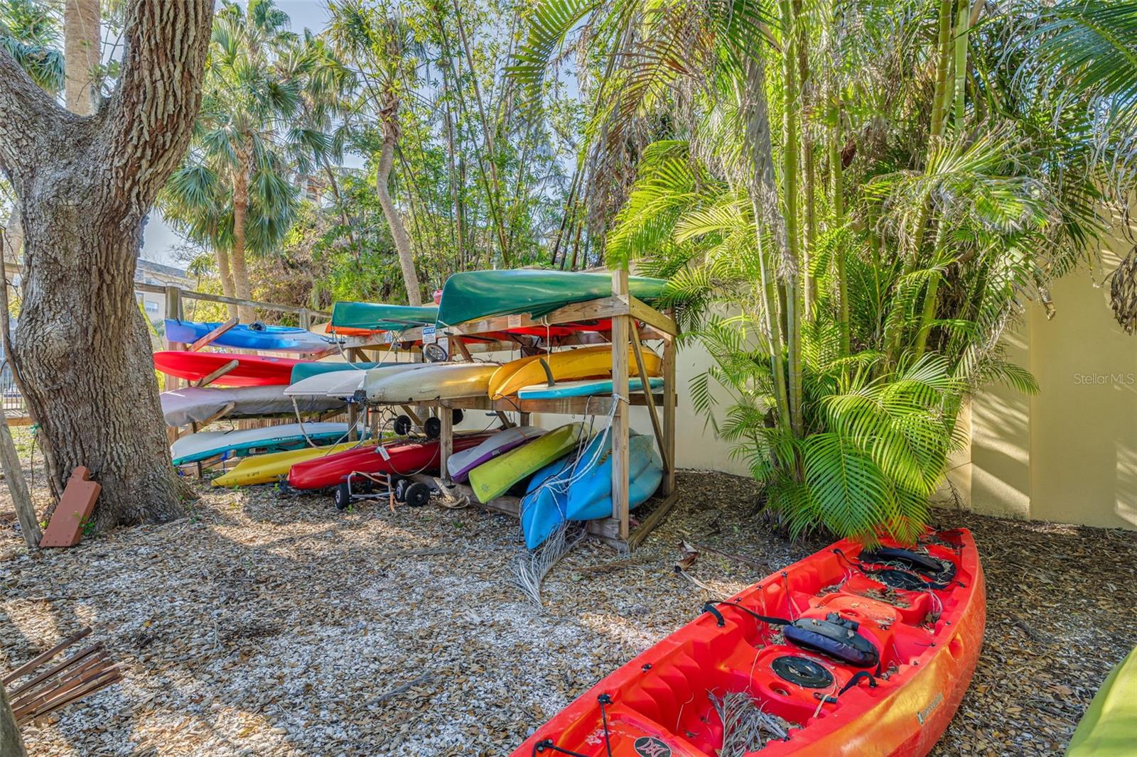 BAY TREE CLUB - Residential