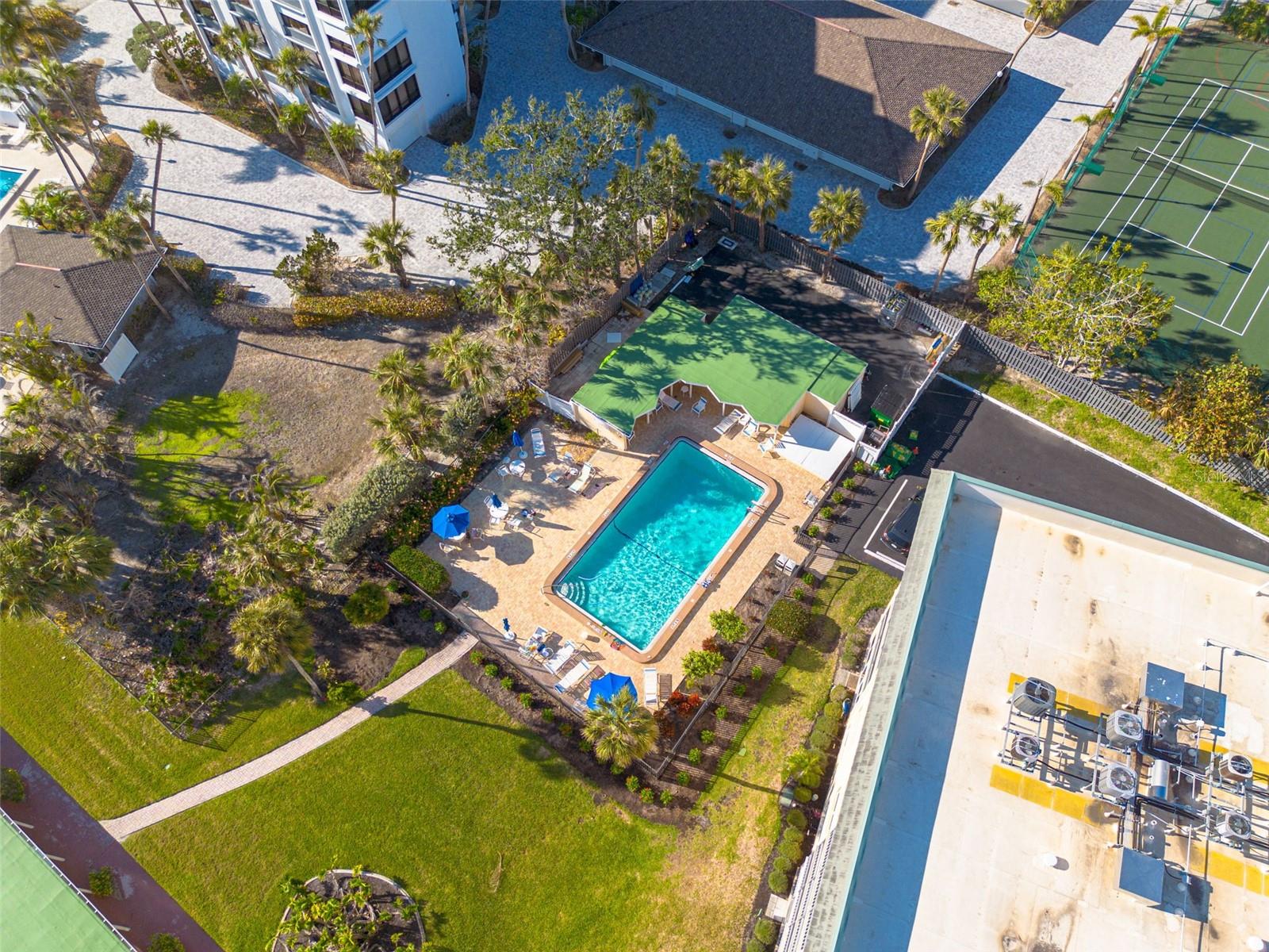 BAY TREE CLUB - Residential