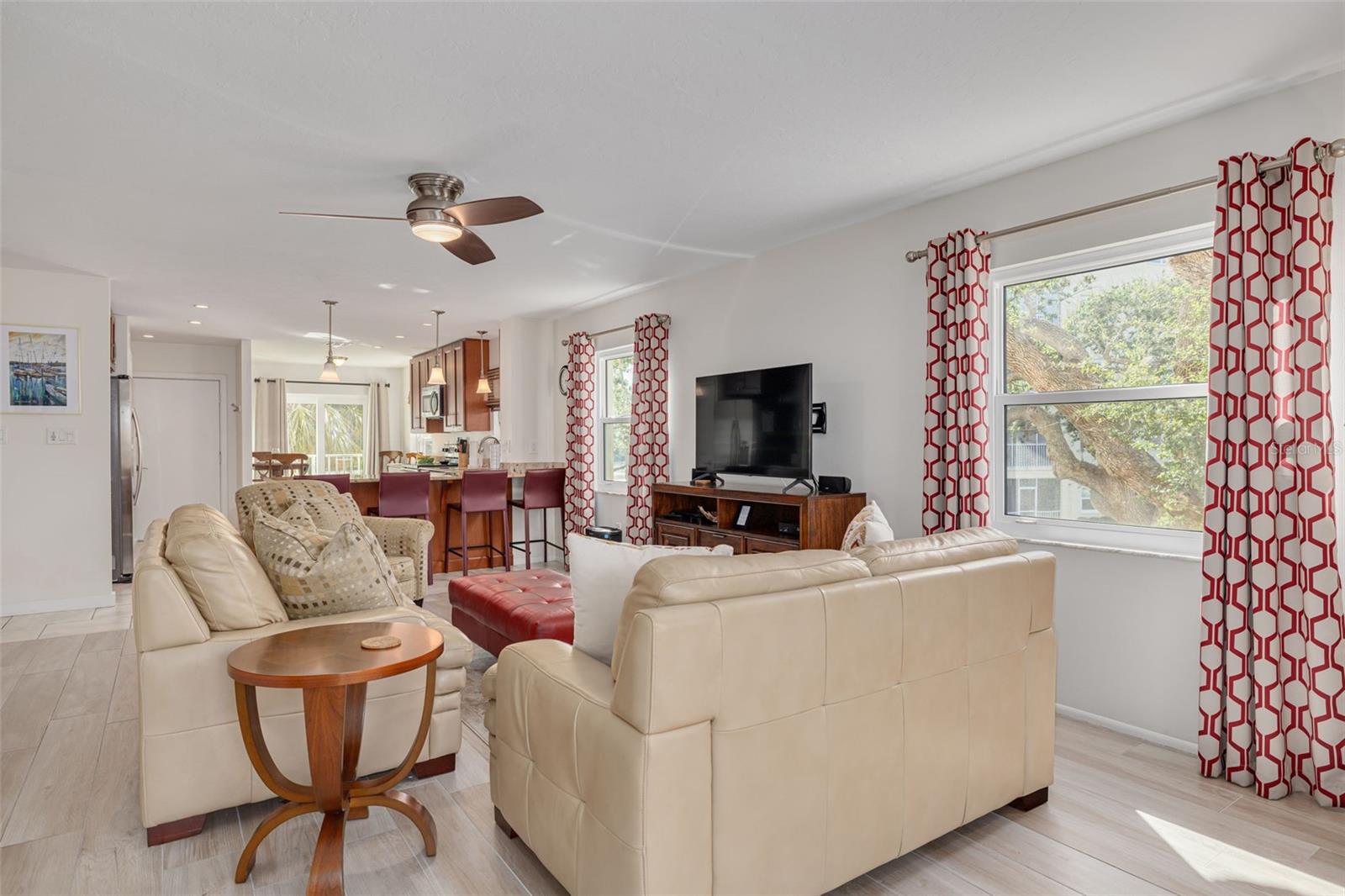 BAY TREE CLUB - Residential