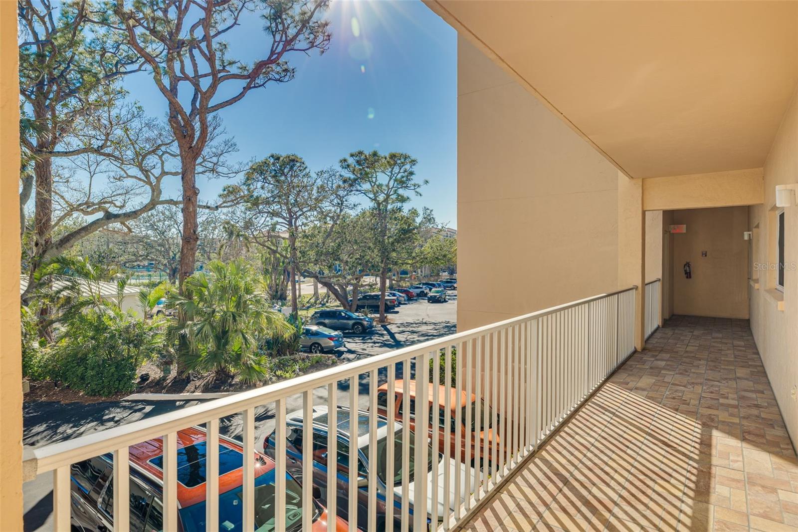 BAY TREE CLUB - Residential