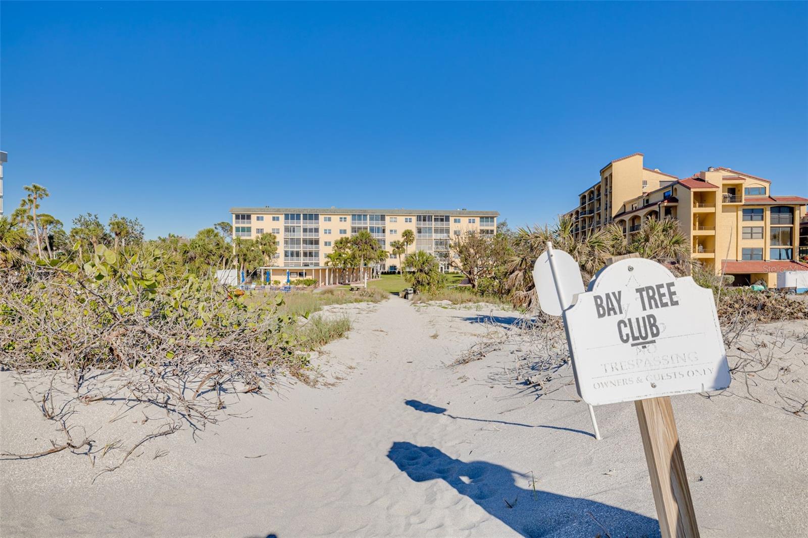 BAY TREE CLUB - Residential