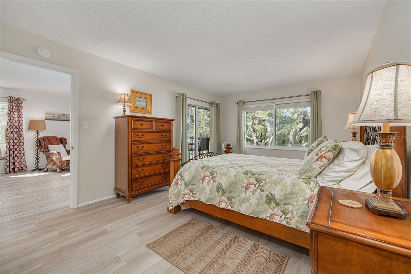 BAY TREE CLUB - Residential