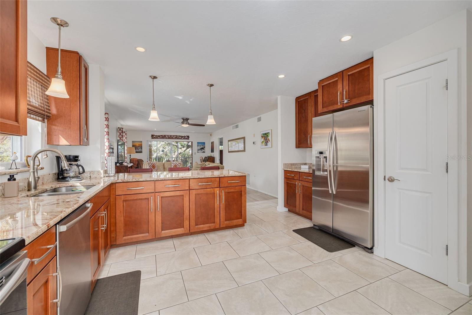 BAY TREE CLUB - Residential