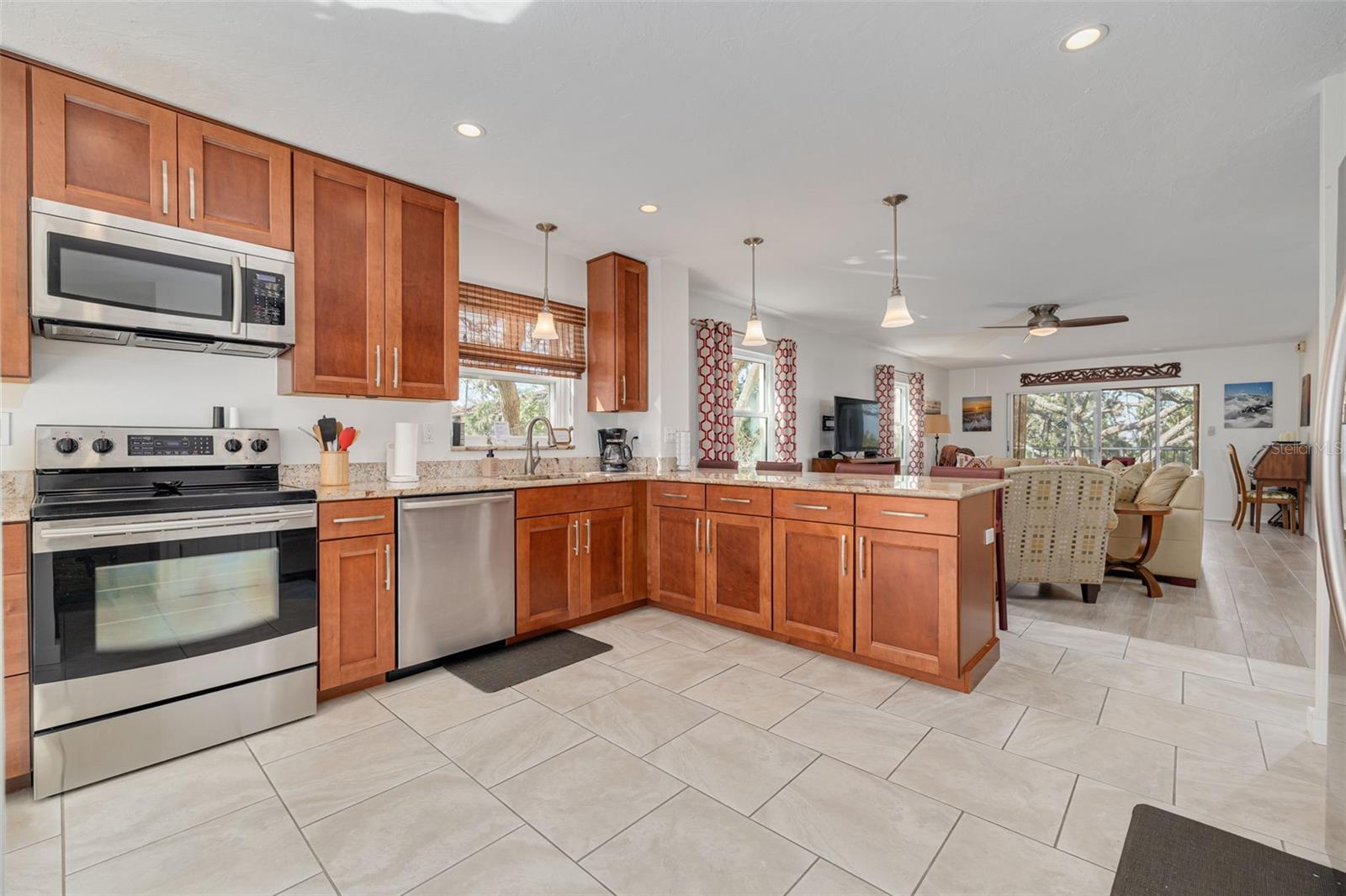 BAY TREE CLUB - Residential