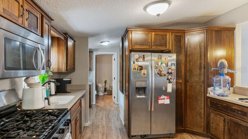 SHARPES FERRY RANCHES - Residential