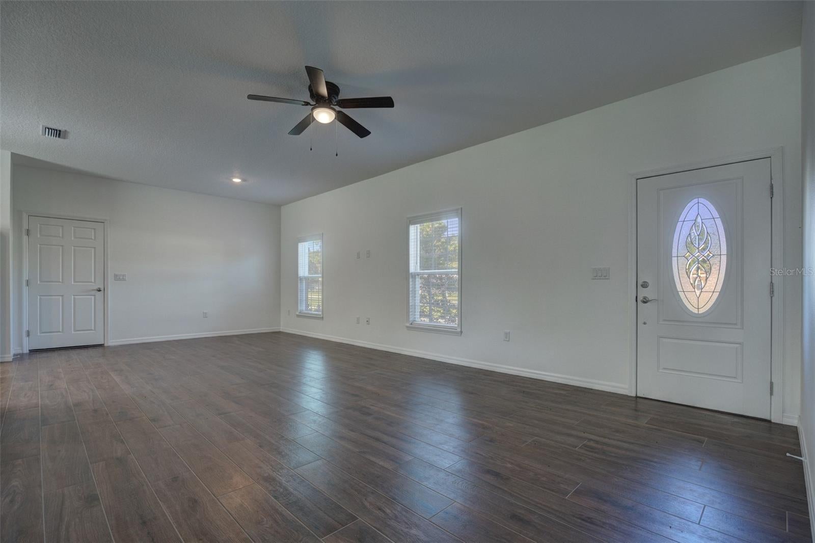 178 DOVER LANE