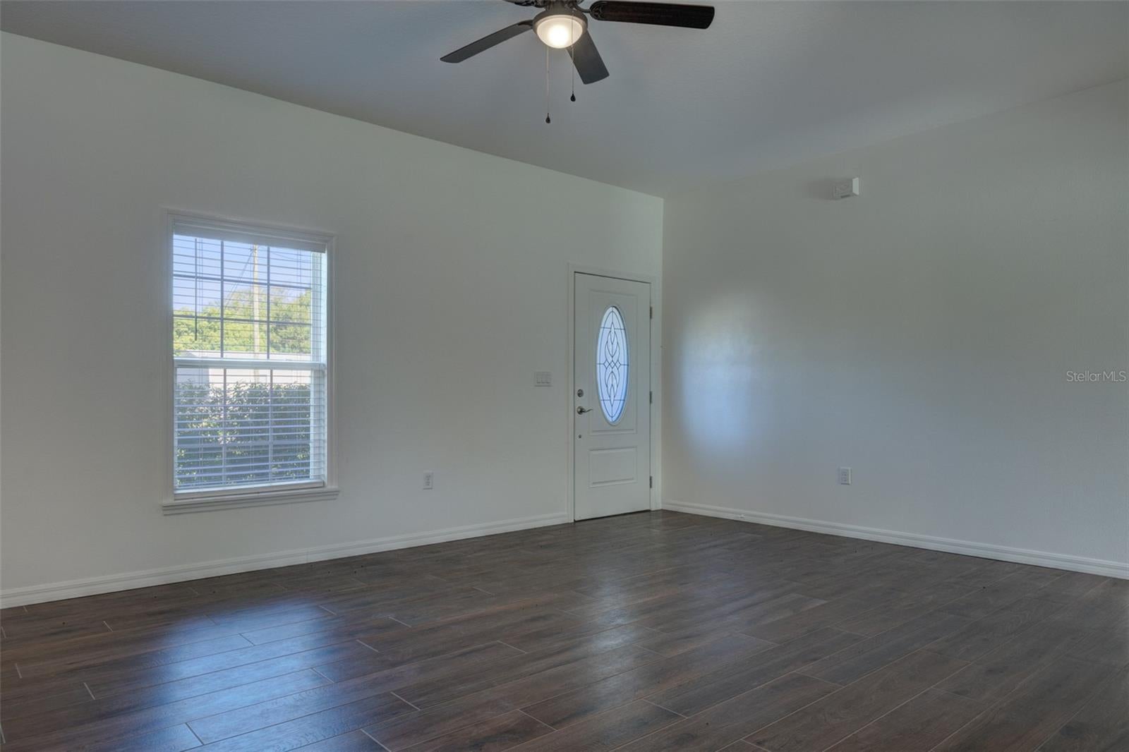 178 DOVER LANE