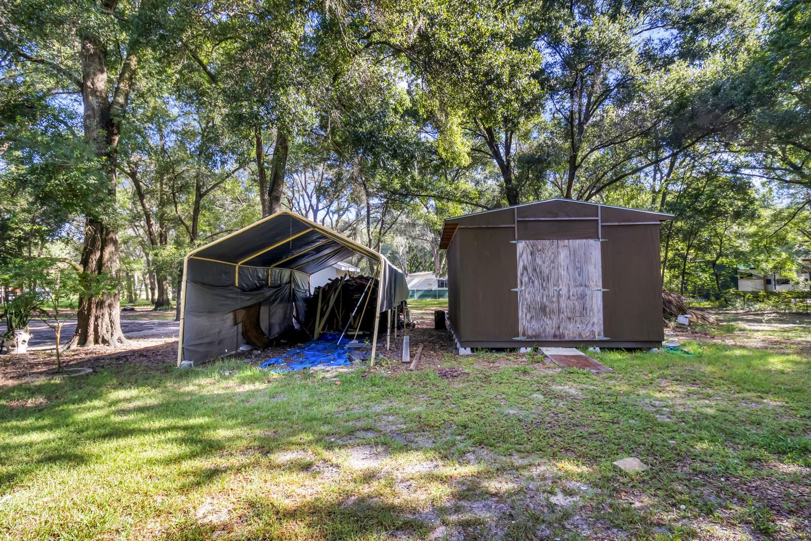 PONKAN PINES - Residential