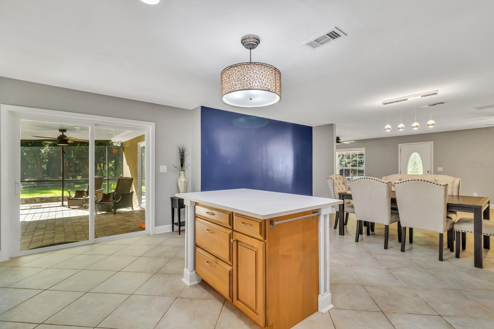 PONKAN PINES - Residential