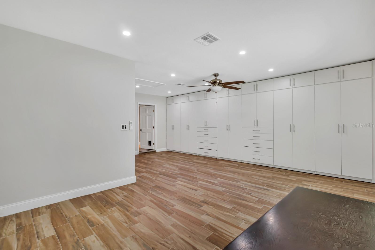 PONKAN PINES - Residential