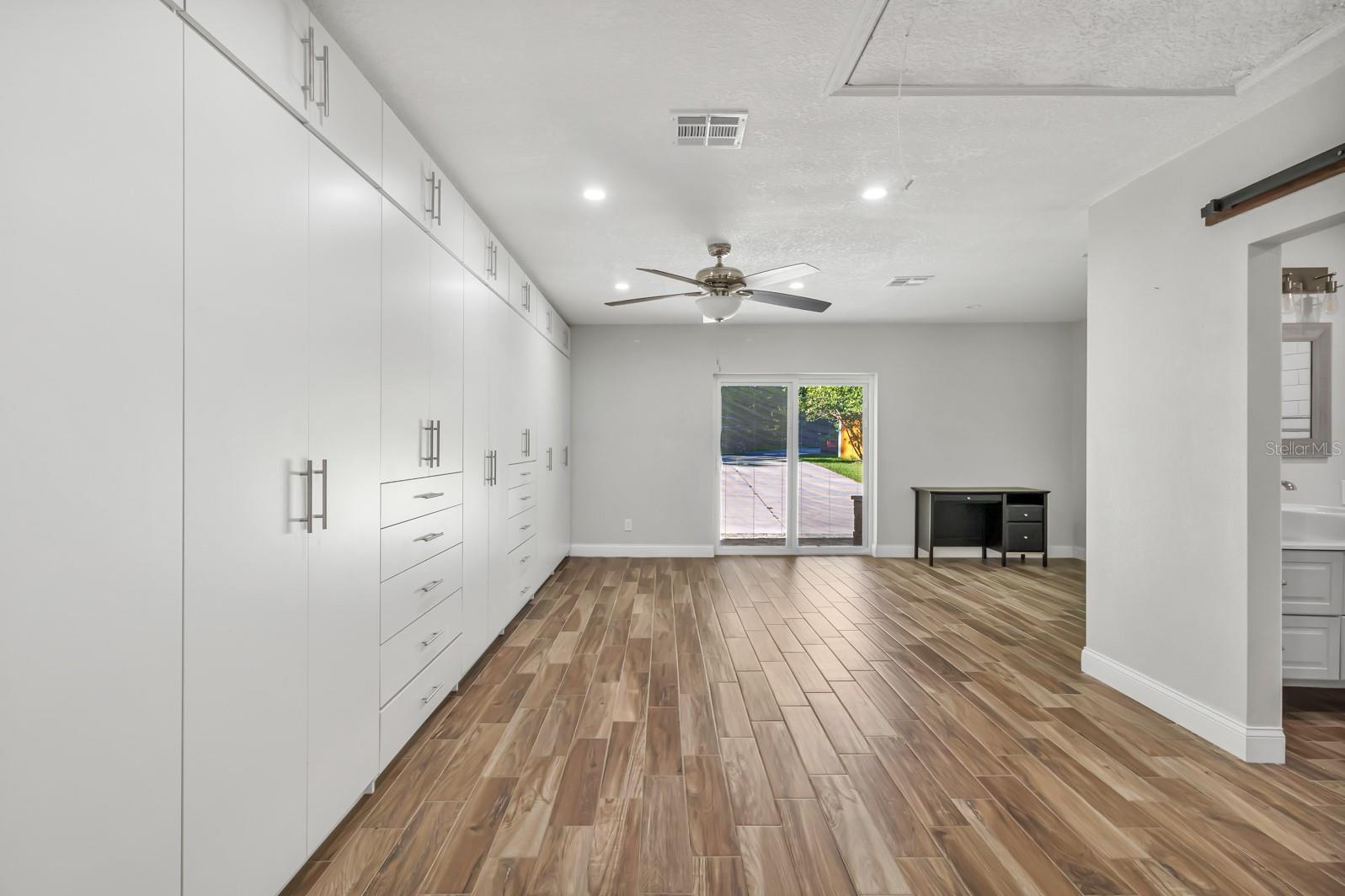 PONKAN PINES - Residential