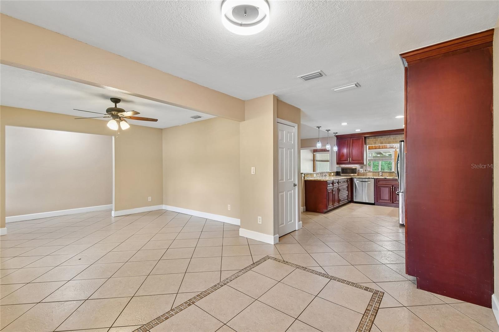 3244 HUNTER COURT