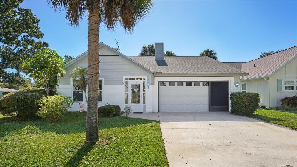 Photo of 731 Pine Shores Circle, New Smyrna Beach, FL 32168 (MLS # NS1084129)