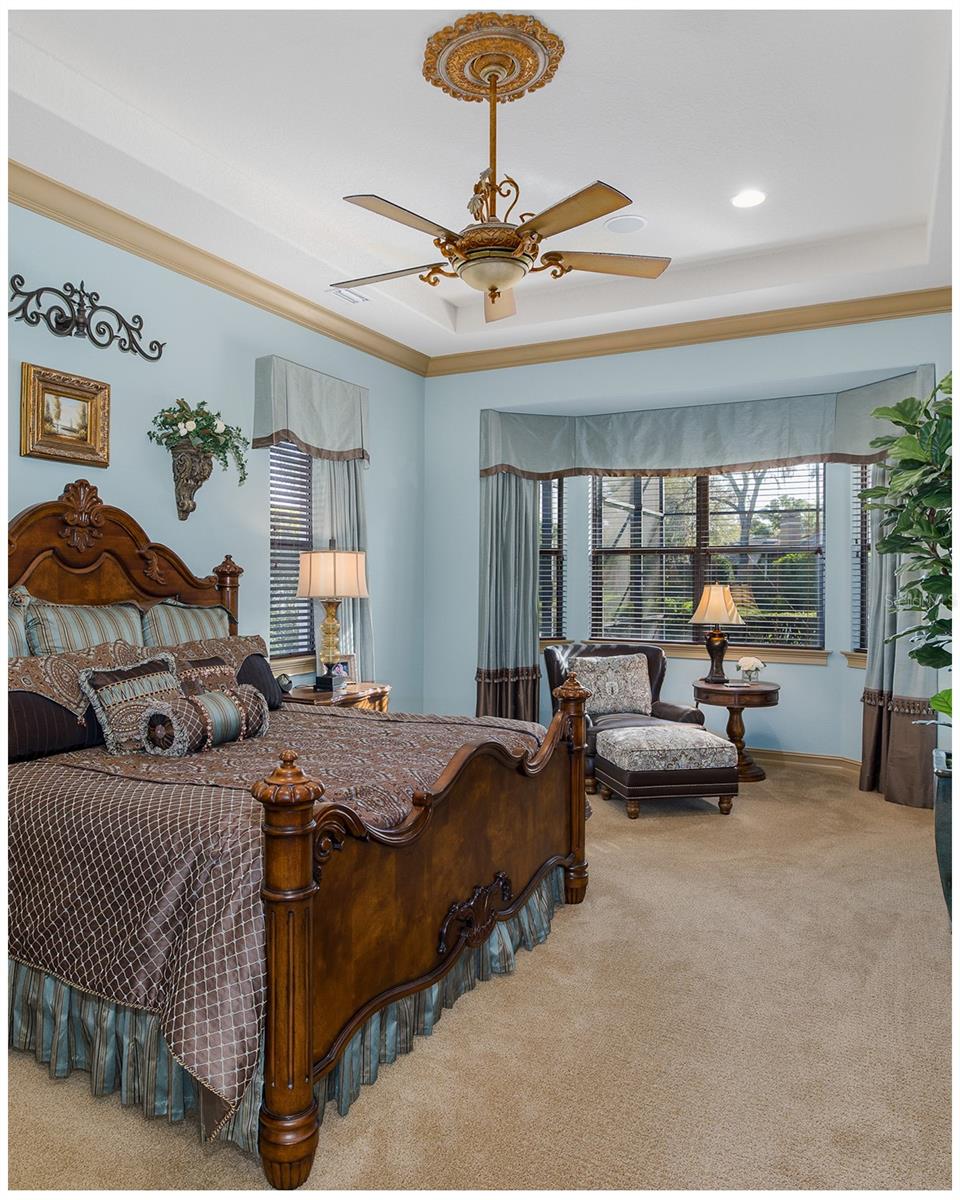 CHAMPIONS CLUB - Residential