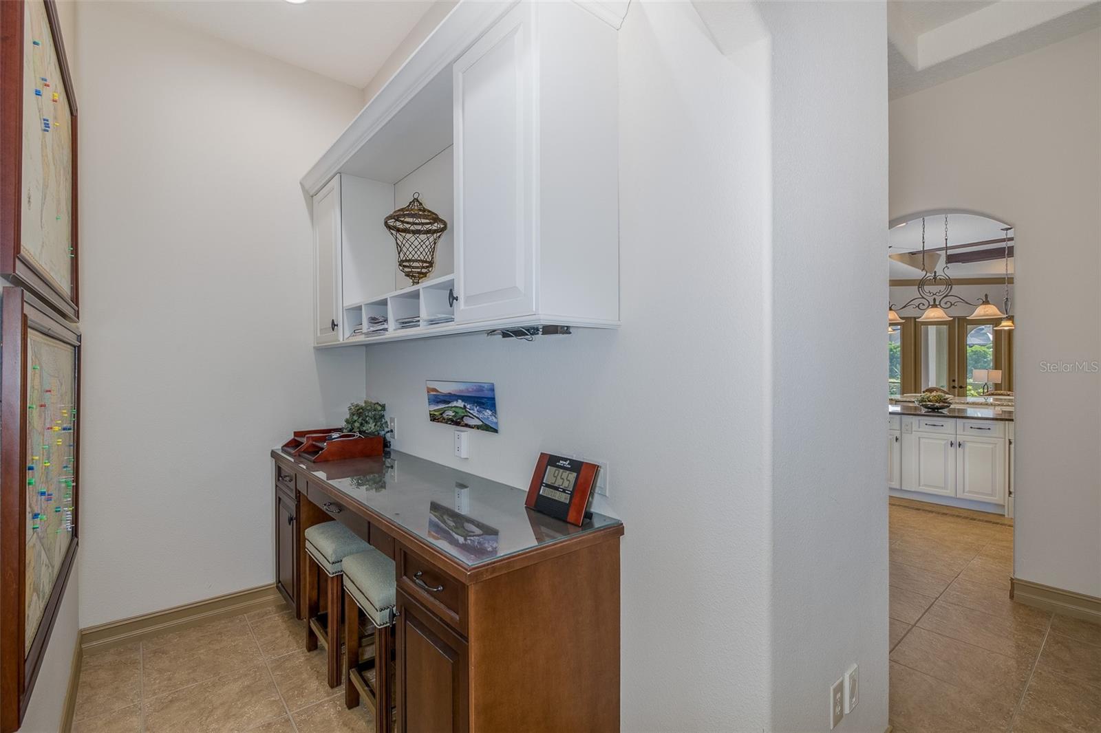 CHAMPIONS CLUB - Residential